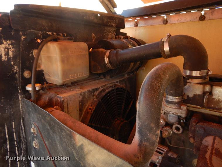 image for item EJ9911 2008 JLG 400S boom lift