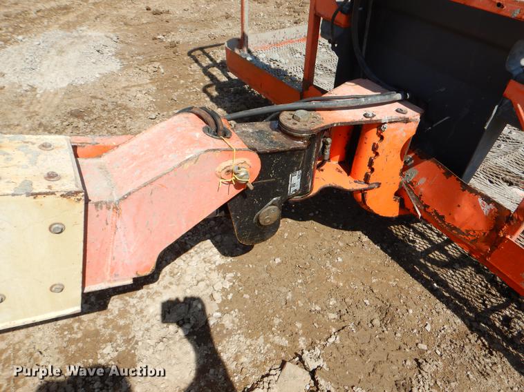 image for item EJ9911 2008 JLG 400S boom lift