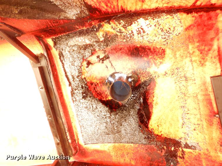 image for item EJ9912 2000 JLG 400S boom lift