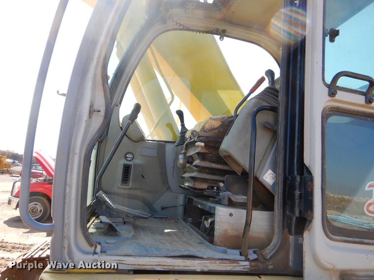 image for item EJ9914 Kobelco SK235SRLC excavator