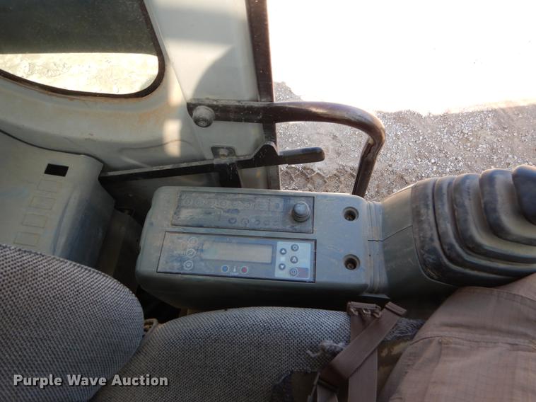 image for item EJ9914 Kobelco SK235SRLC excavator