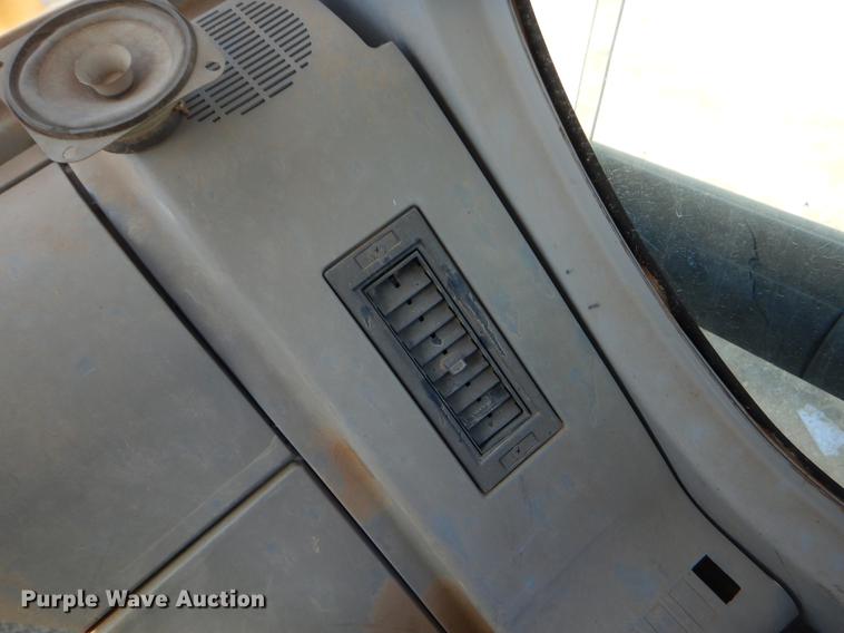 image for item EJ9914 Kobelco SK235SRLC excavator