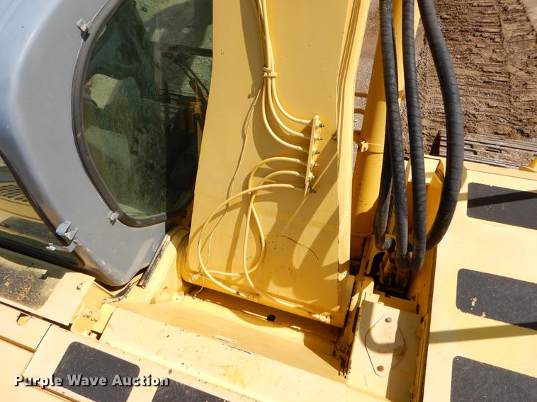 image for item EJ9914 Kobelco SK235SRLC excavator