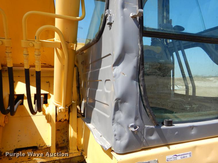 image for item EJ9914 Kobelco SK235SRLC excavator