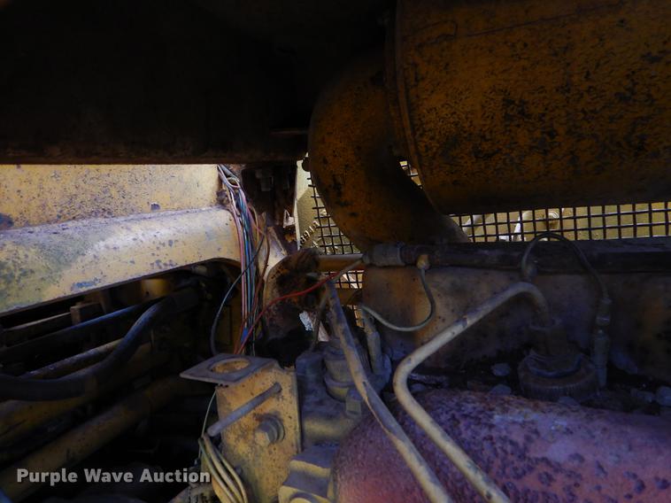 image for item EJ9952 Caterpillar 951 Traxcavator track loader