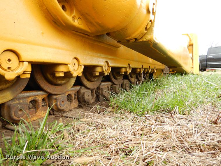 image for item EJ9953 1971 Caterpillar D8 dozer