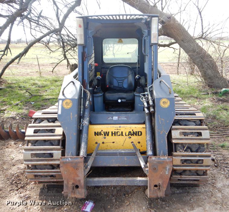 image for item EJ9971 2007 New Holland L190 skid steer