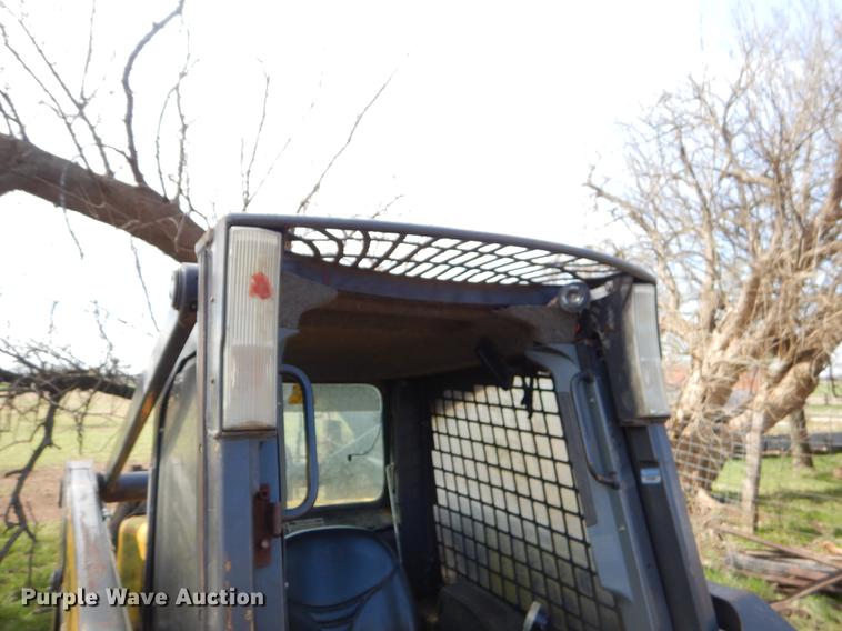 image for item EJ9971 2007 New Holland L190 skid steer