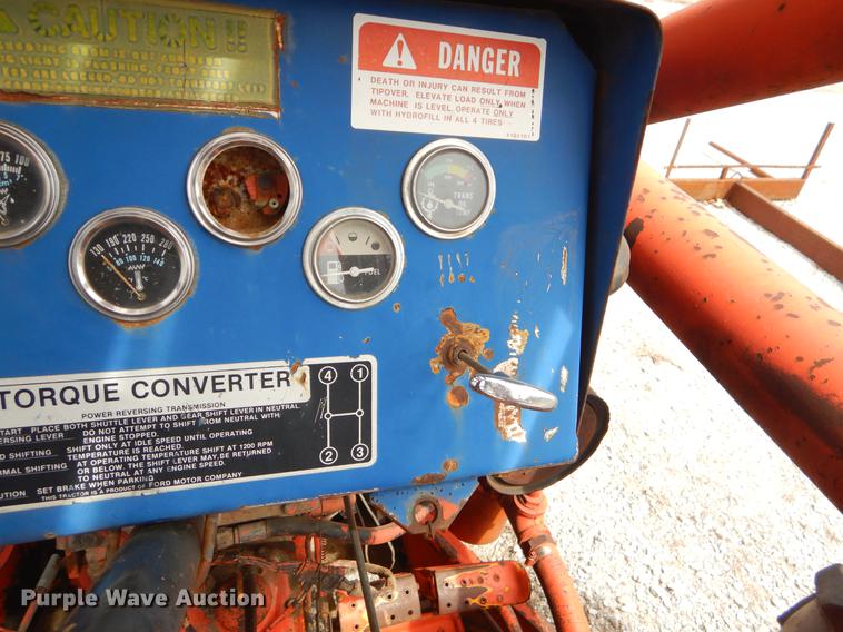 image for item EJ9993 SkyTrak 6034-2 telehandler