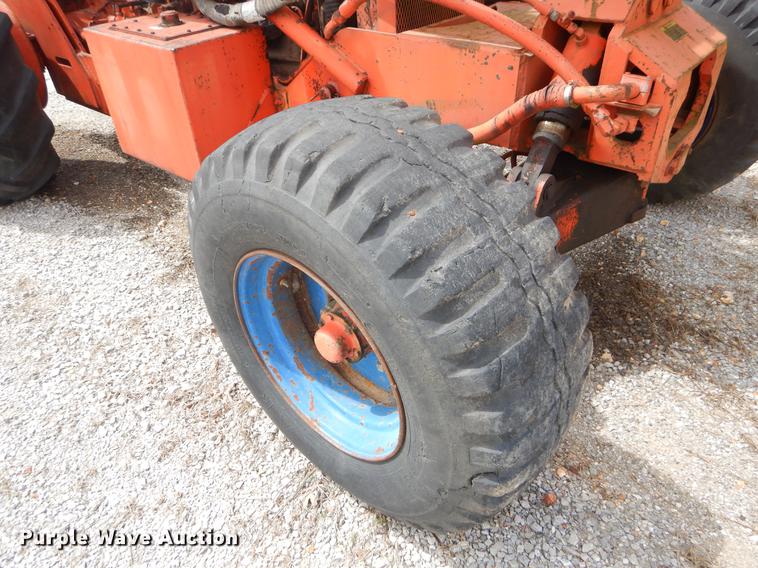 image for item EJ9993 SkyTrak 6034-2 telehandler