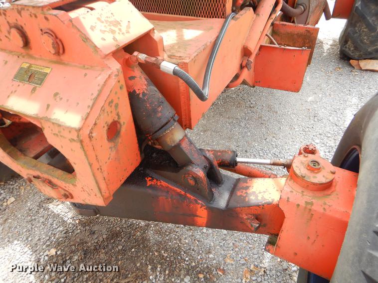 image for item EJ9993 SkyTrak 6034-2 telehandler