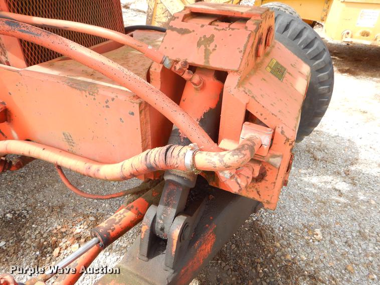 image for item EJ9993 SkyTrak 6034-2 telehandler