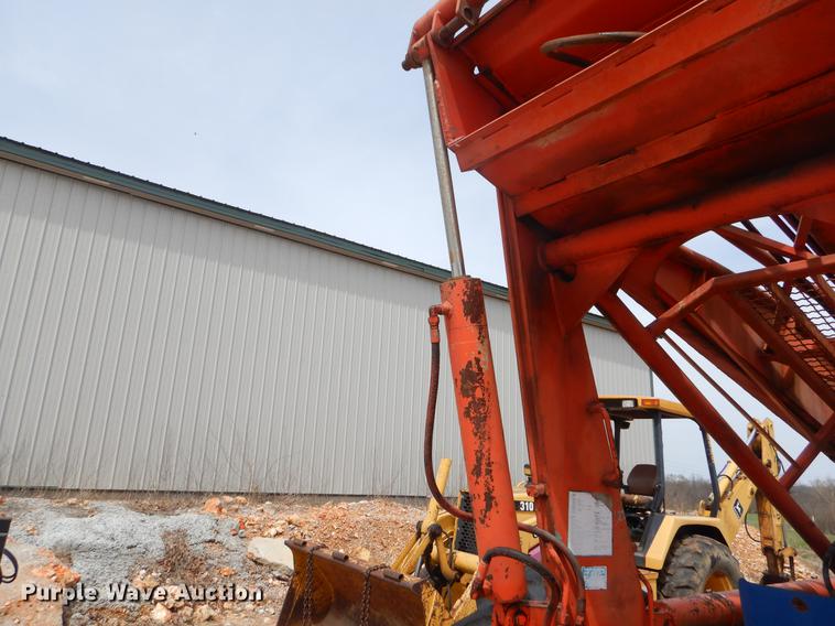 image for item EJ9993 SkyTrak 6034-2 telehandler