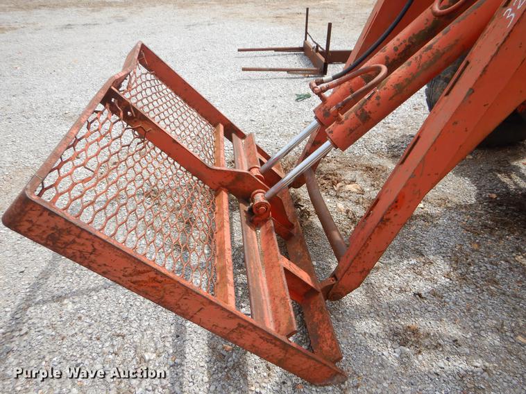 image for item EJ9993 SkyTrak 6034-2 telehandler