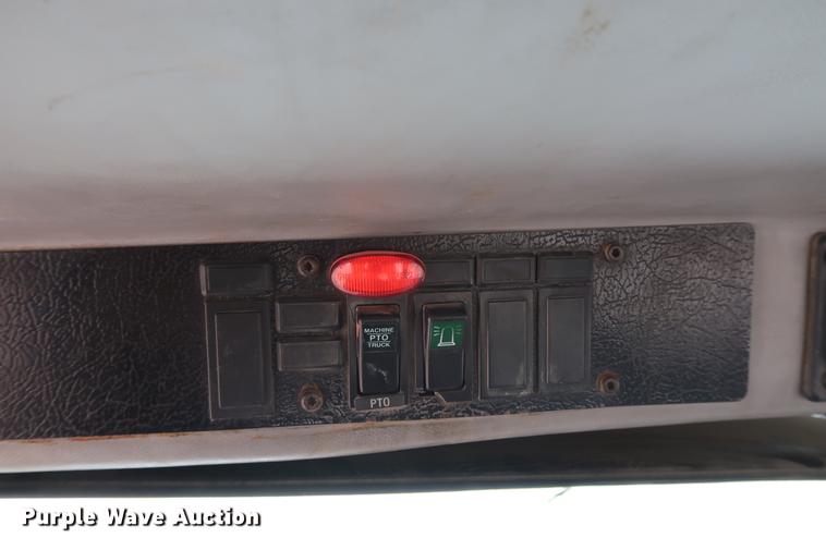 image for item EL9266 2001 Freightliner FL80 digger derrick truck