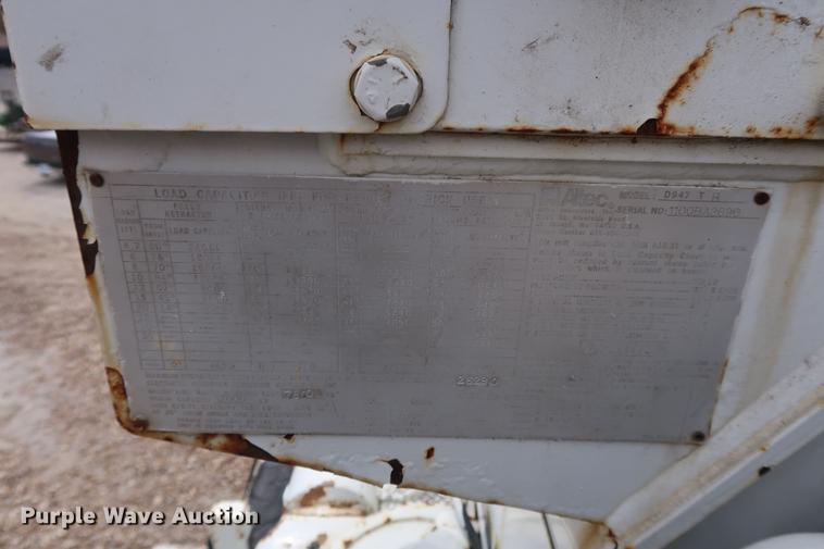 image for item EL9266 2001 Freightliner FL80 digger derrick truck