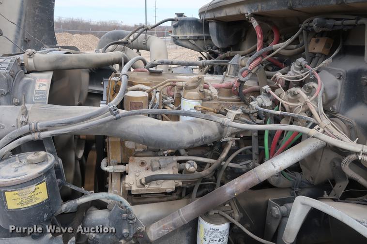 image for item EL9266 2001 Freightliner FL80 digger derrick truck