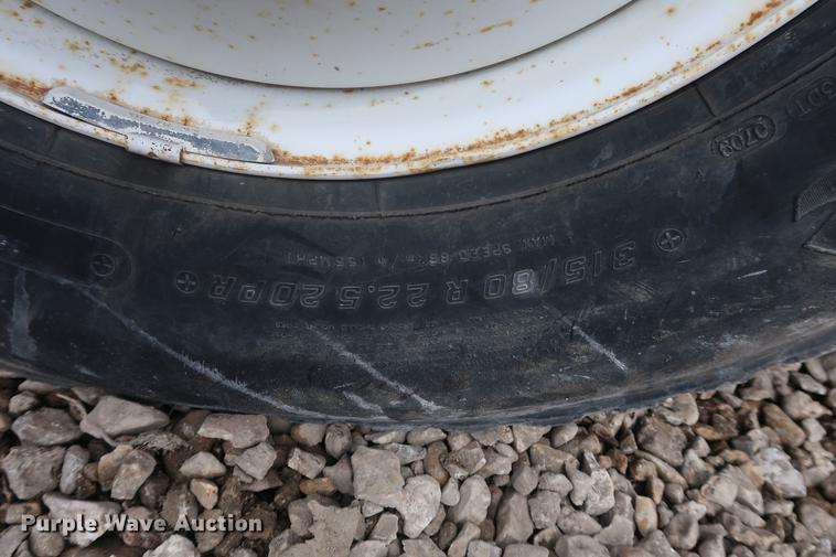 image for item EL9266 2001 Freightliner FL80 digger derrick truck