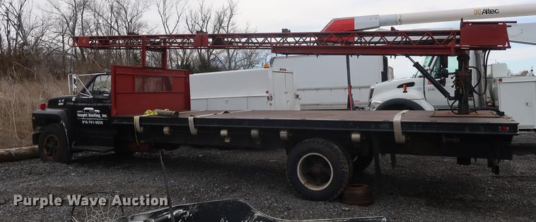 image for item EL9268 1984 Ford F600G conveyor truck