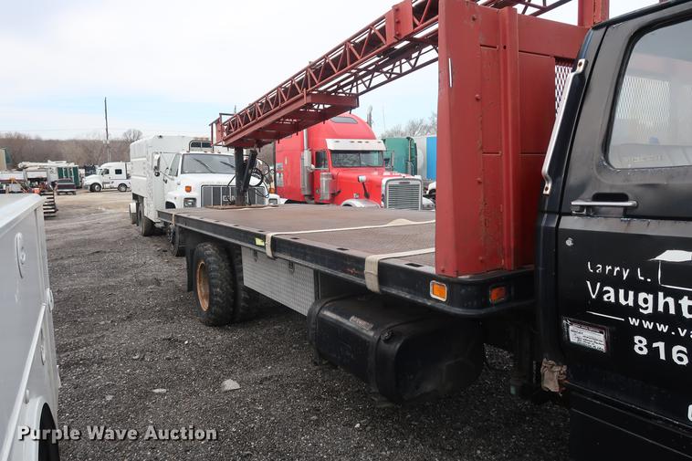 image for item EL9268 1984 Ford F600G conveyor truck