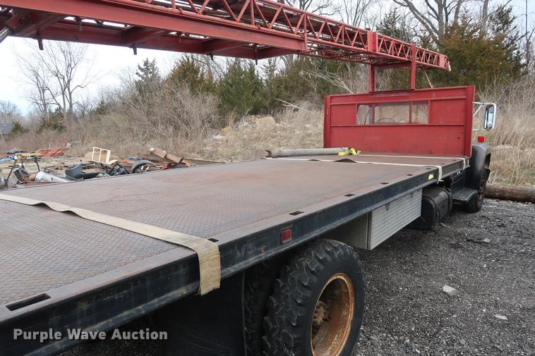 image for item EL9268 1984 Ford F600G conveyor truck