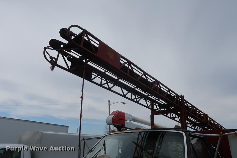 image for item EL9268 1984 Ford F600G conveyor truck