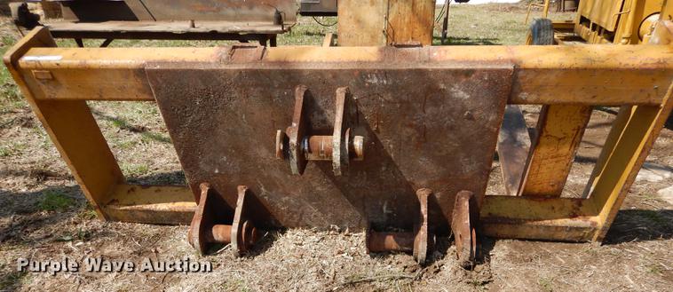 image for item EN9195 Balderson pallet forks