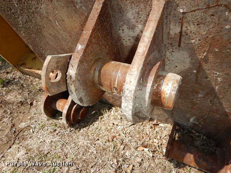 image for item EN9195 Balderson pallet forks