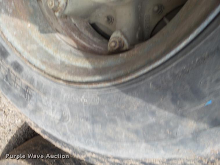 image for item EN9534 1973 Ford 9000 dump truck