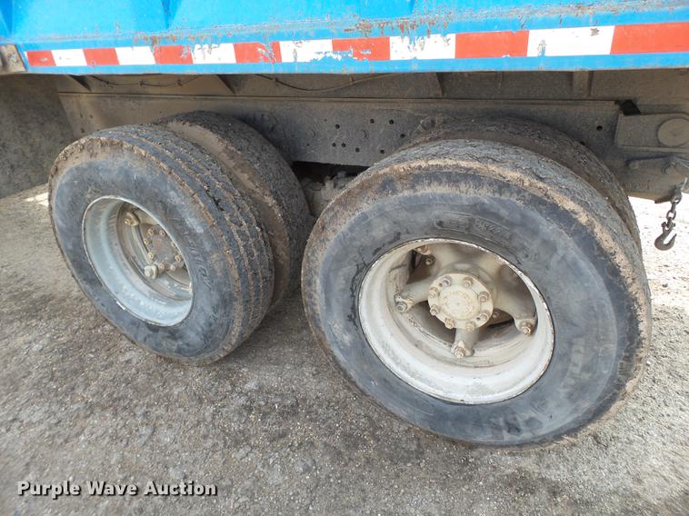 image for item EN9534 1973 Ford 9000 dump truck