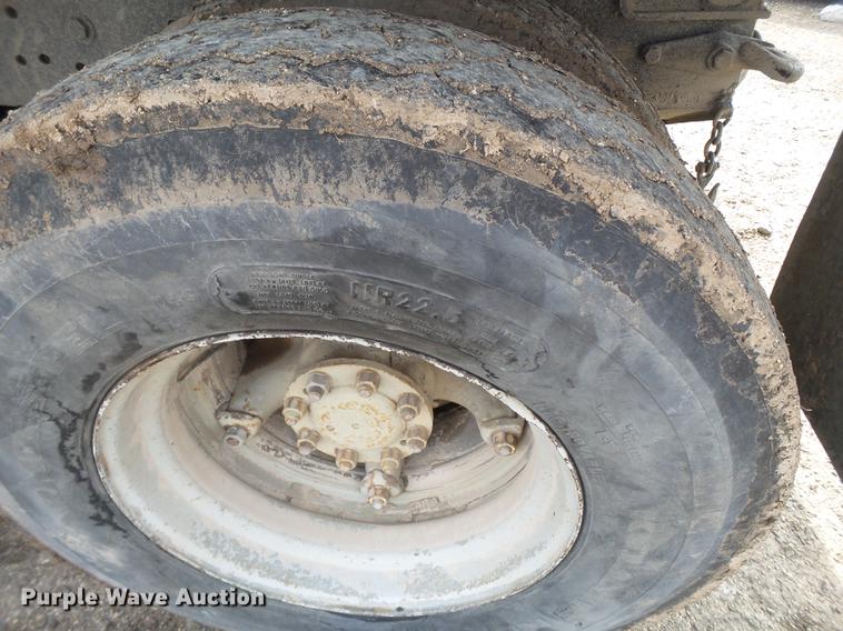 image for item EN9534 1973 Ford 9000 dump truck