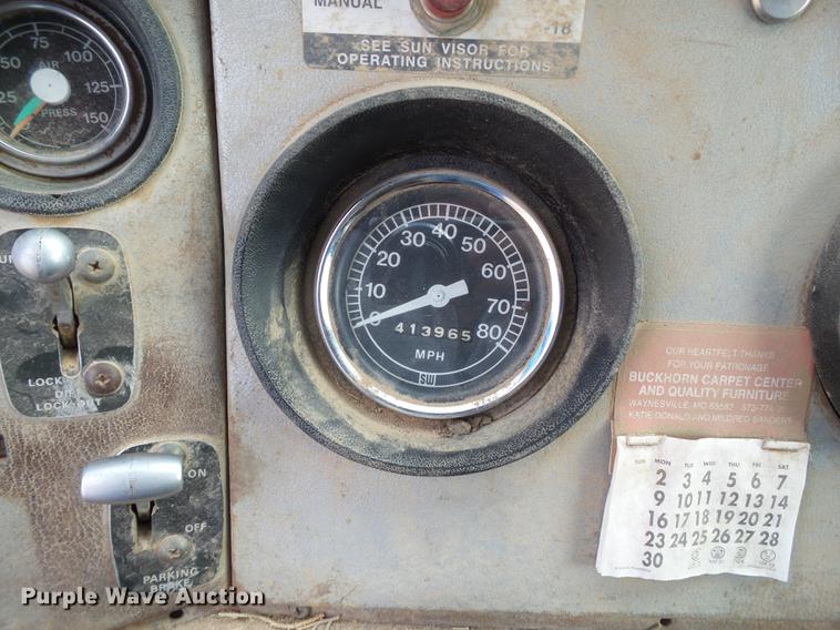 image for item EN9534 1973 Ford 9000 dump truck