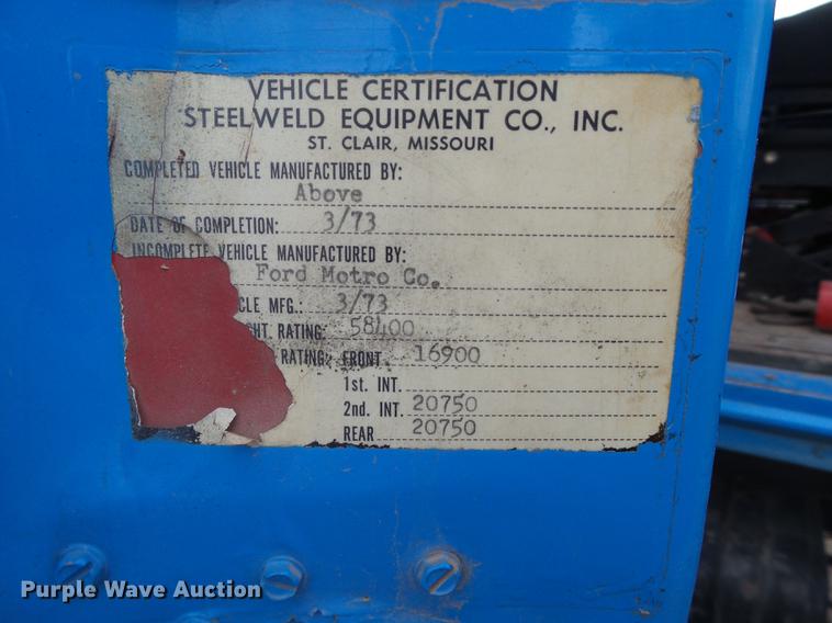 image for item EN9534 1973 Ford 9000 dump truck