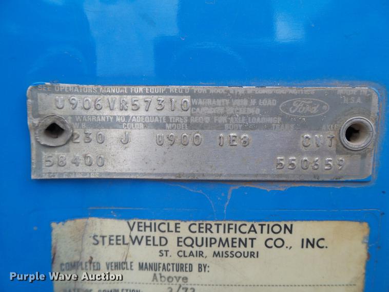 image for item EN9534 1973 Ford 9000 dump truck