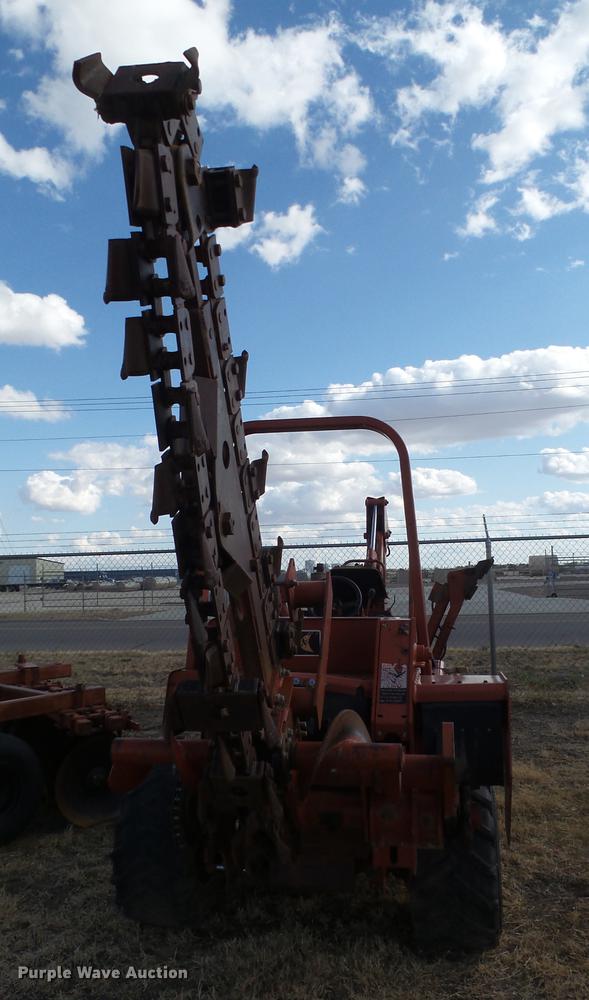 image for item EN9538 Ditch Witch 5110DD trencher