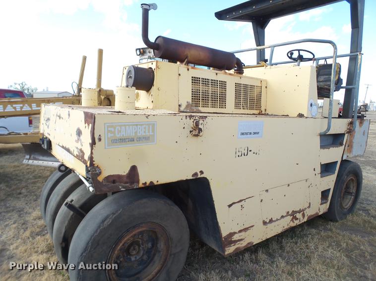 image for item EN9540 Bomag BW20R pneumatic roller