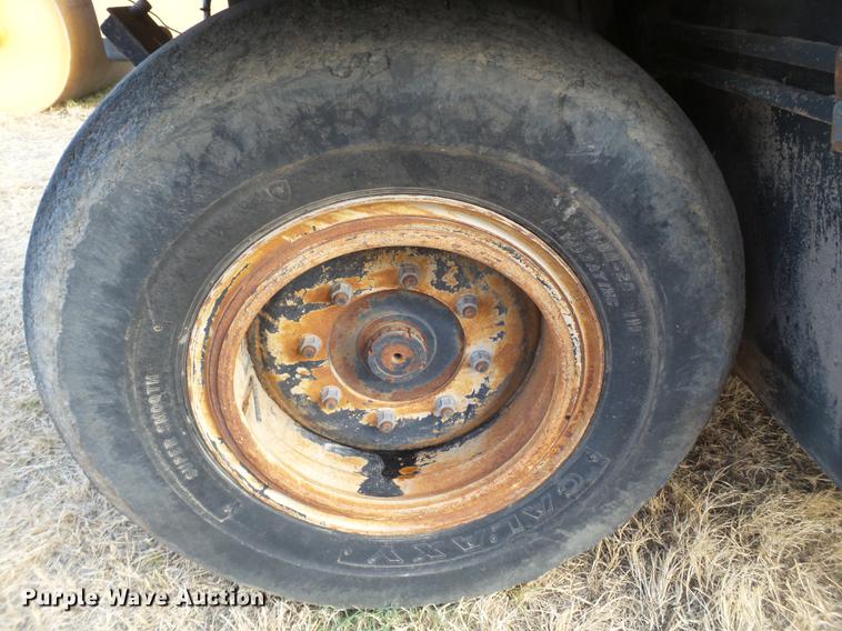 image for item EN9540 Bomag BW20R pneumatic roller