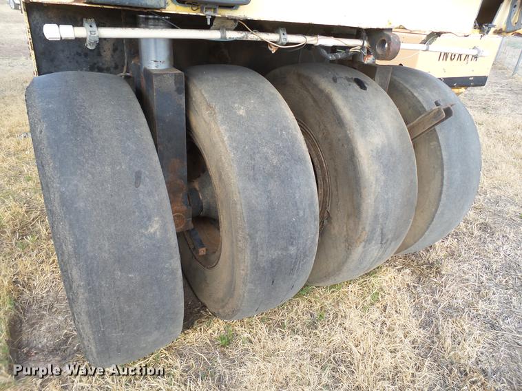 image for item EN9540 Bomag BW20R pneumatic roller