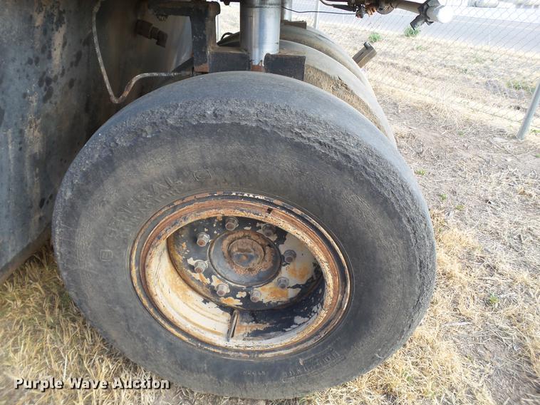 image for item EN9540 Bomag BW20R pneumatic roller