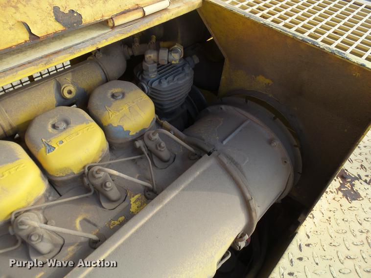 image for item EN9540 Bomag BW20R pneumatic roller