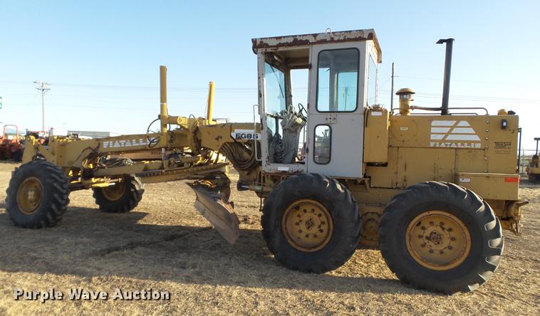 image for item EN9541 1986 Fiat-Allis FG85 motor grader