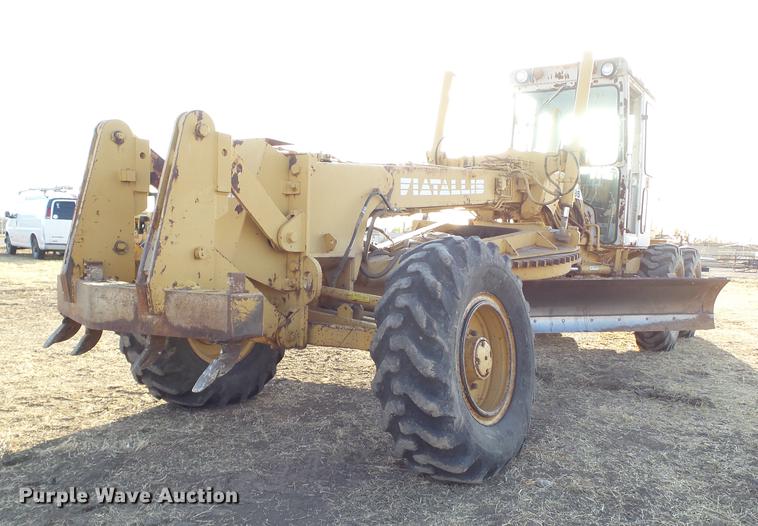 image for item EN9541 1986 Fiat-Allis FG85 motor grader