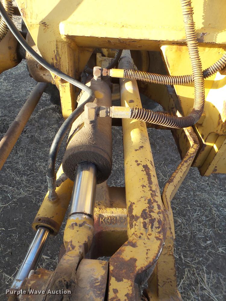 image for item EN9541 1986 Fiat-Allis FG85 motor grader