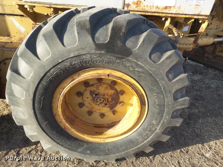 image for item EN9541 1986 Fiat-Allis FG85 motor grader