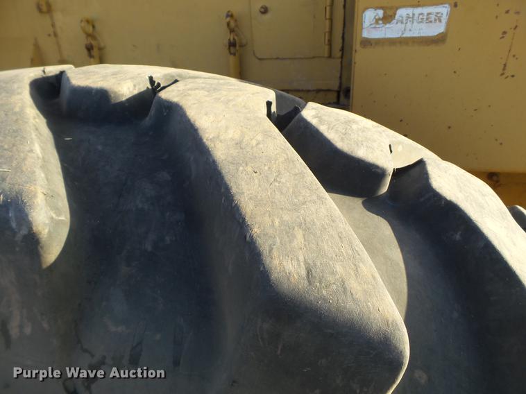 image for item EN9541 1986 Fiat-Allis FG85 motor grader