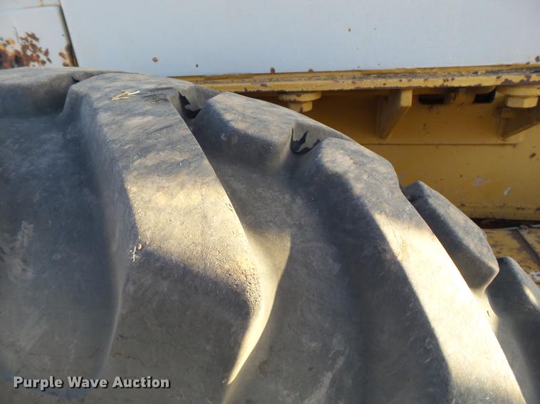 image for item EN9541 1986 Fiat-Allis FG85 motor grader