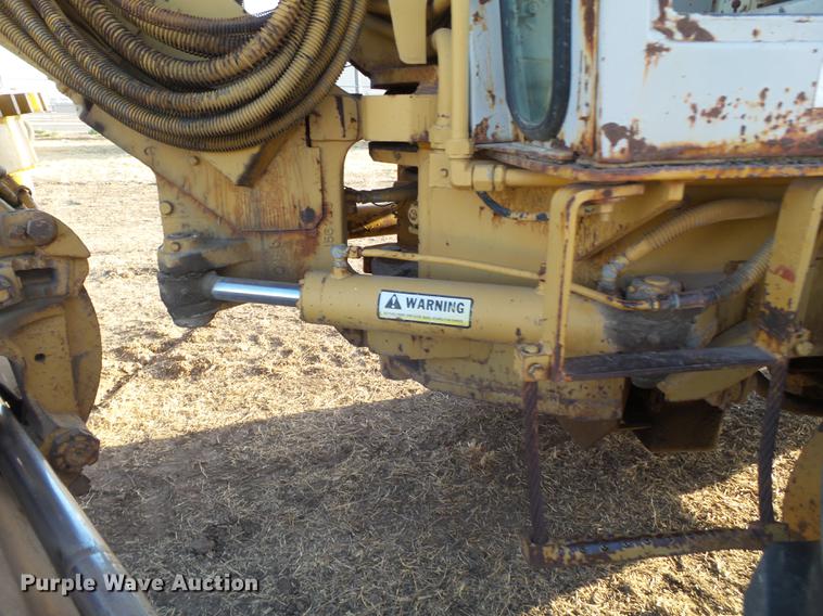 image for item EN9541 1986 Fiat-Allis FG85 motor grader