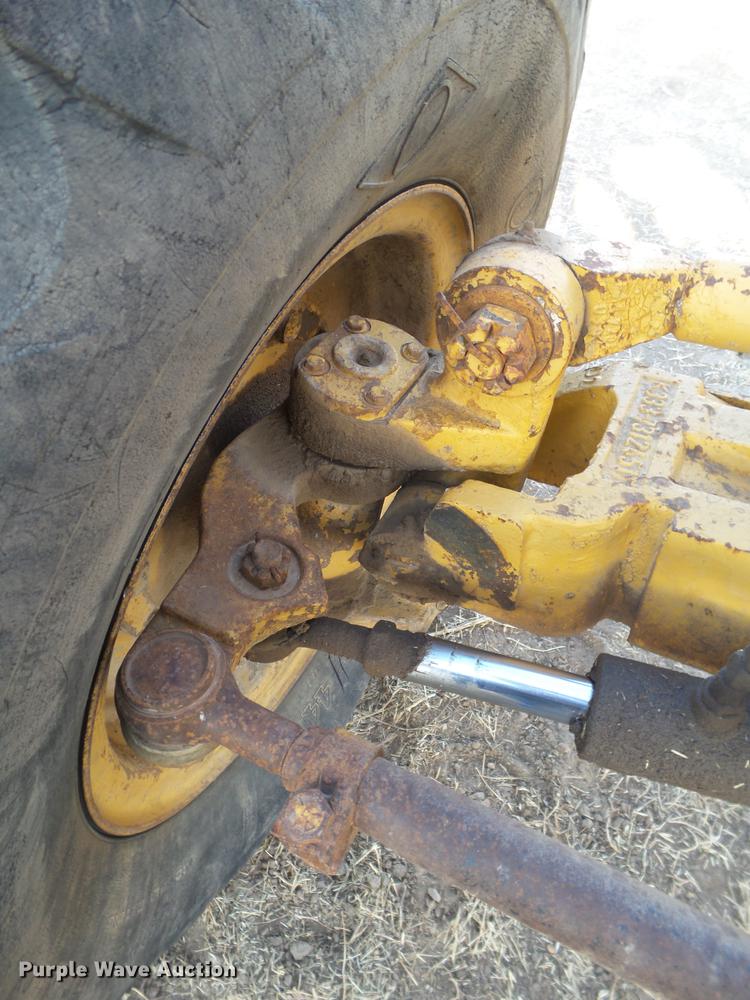 image for item EN9541 1986 Fiat-Allis FG85 motor grader