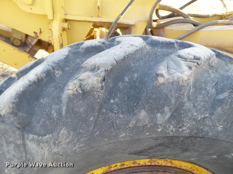 image for item EN9541 1986 Fiat-Allis FG85 motor grader