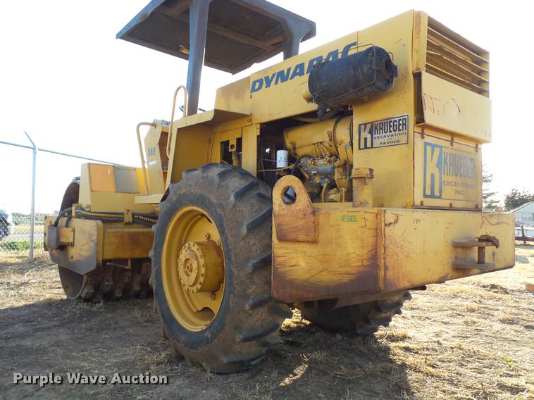 image for item EN9543 Dynapac CA15PD single drum roller